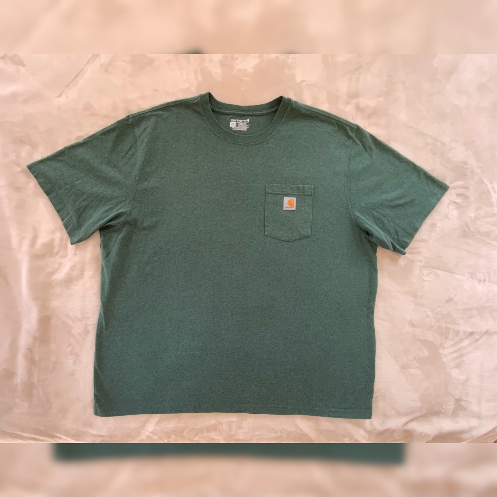 Carhartt men’s loose fit pocket t-shirt in 3XL.